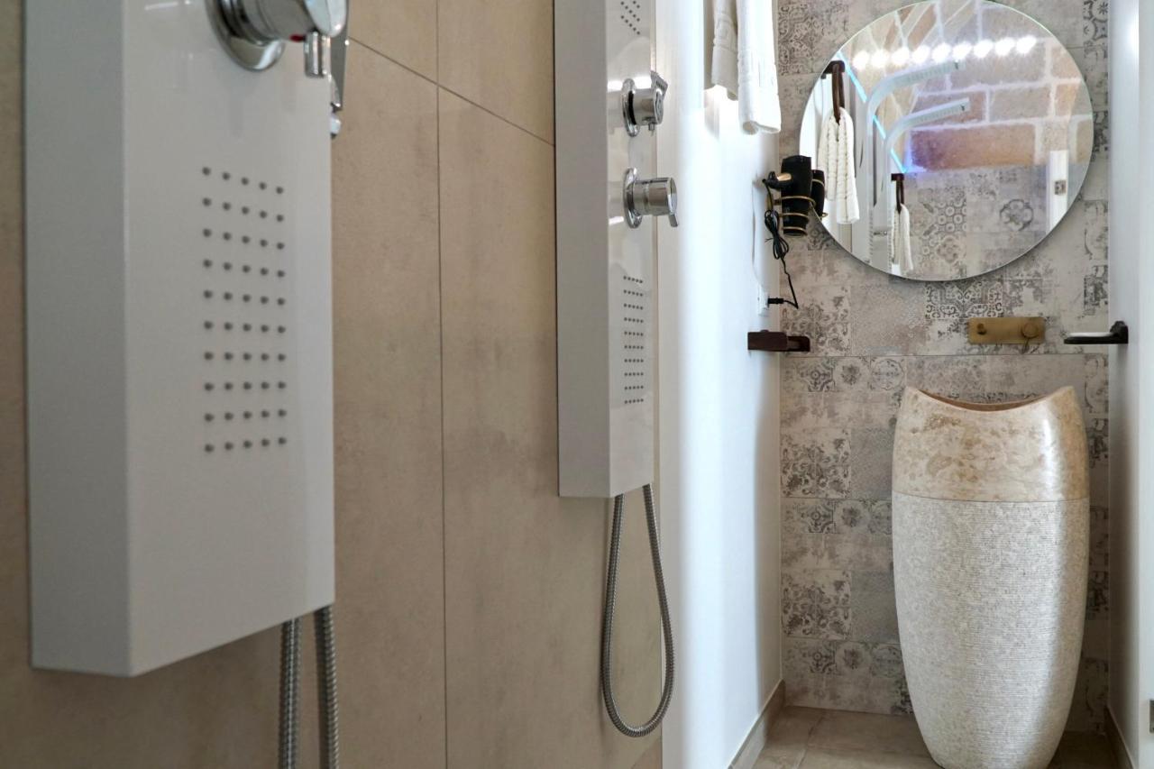 Suite 141 - Luxury B&B Monopoli Exterior foto